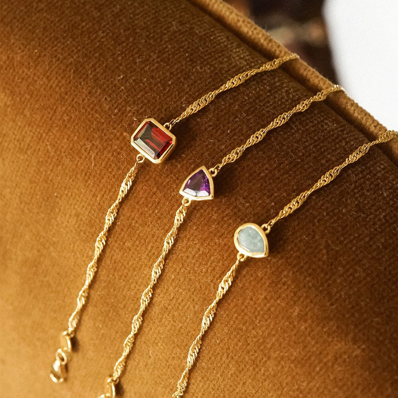 Option: January Garnet