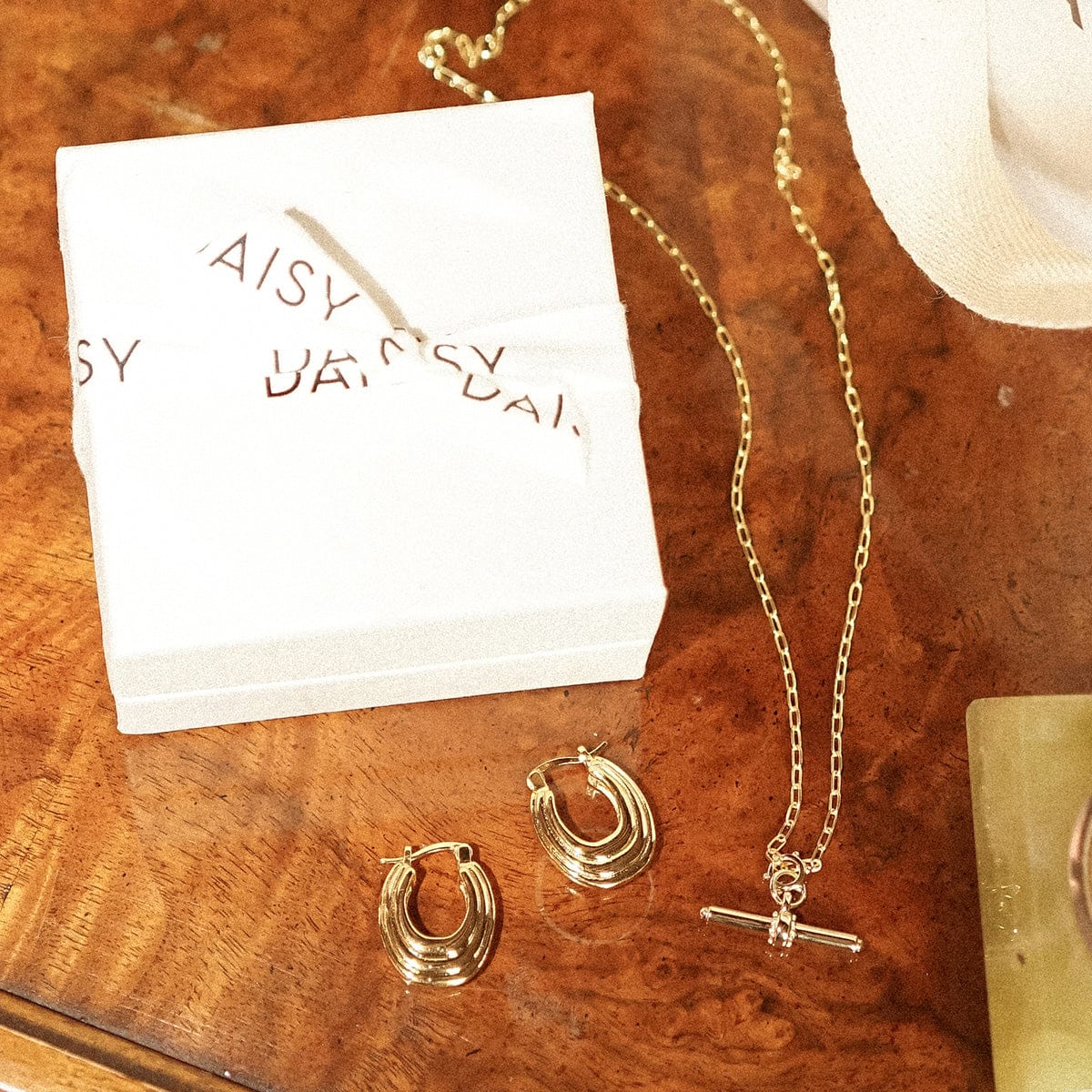 Amulet T Bar Necklace 18ct Gold Plate