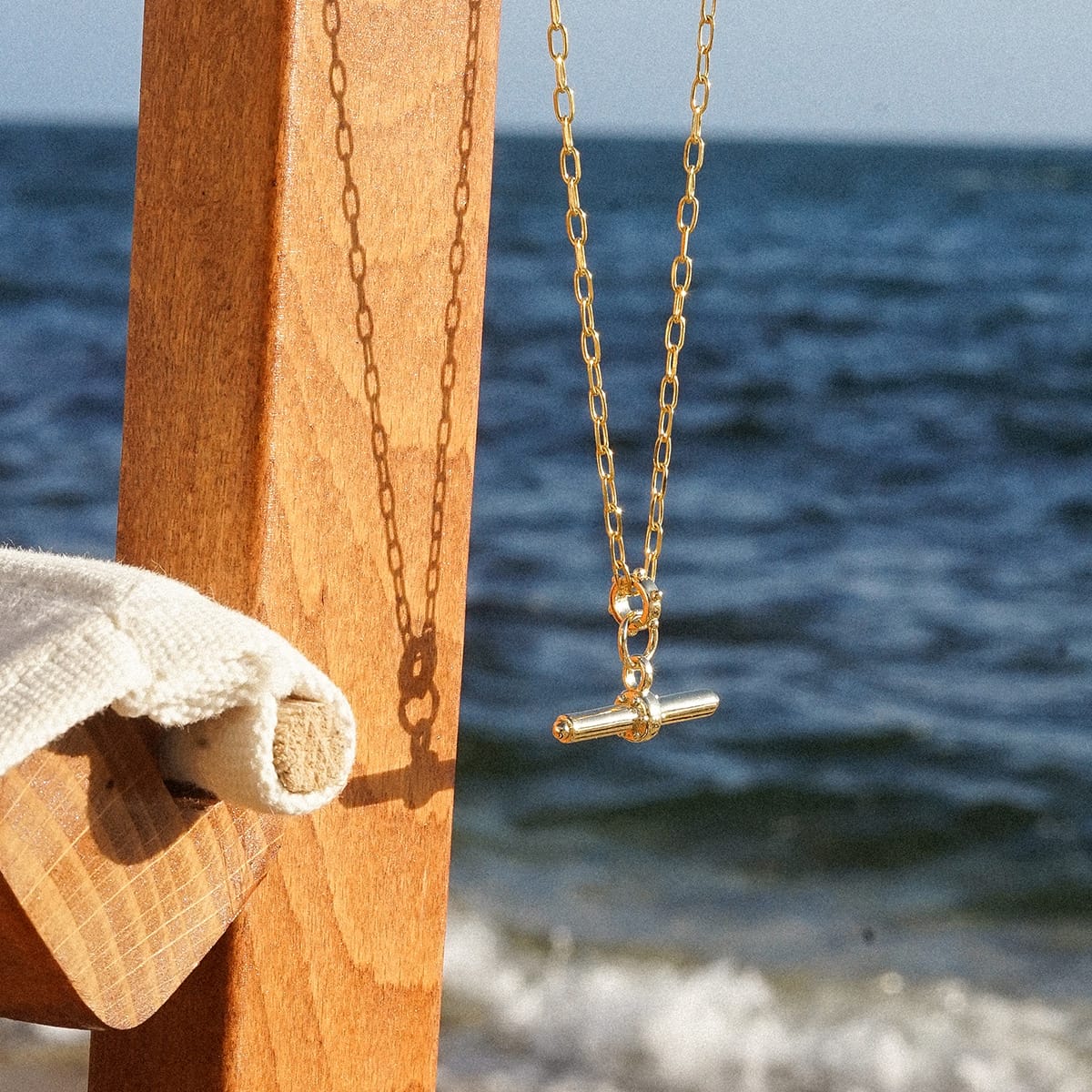 Amulet T Bar Necklace 18ct Gold Plate