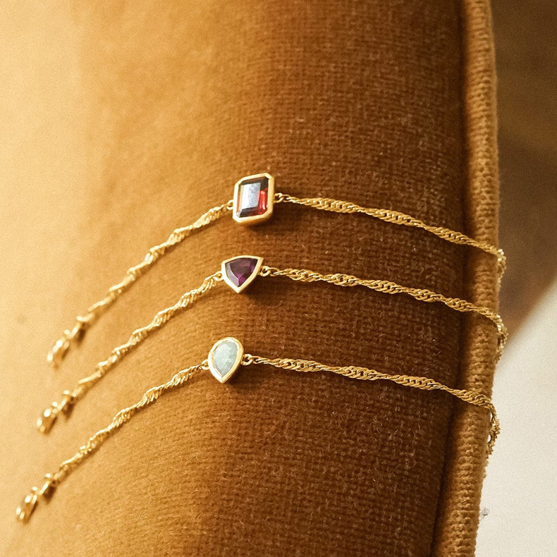 Option: March Aquamarine