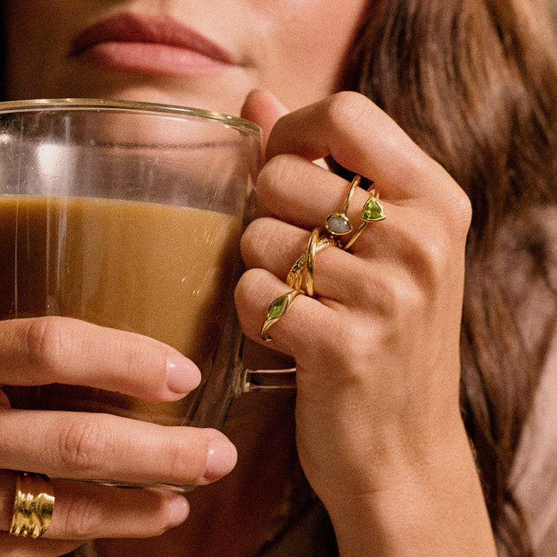 Option: March Aquamarine