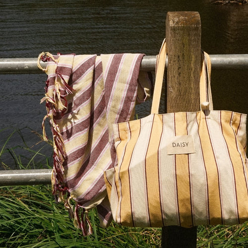 Daisy Summer Throw