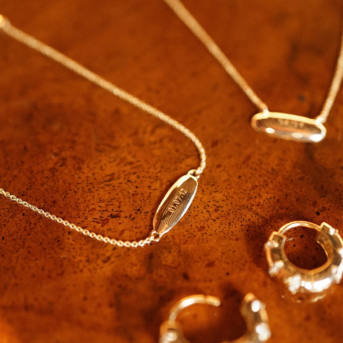 Engravable Pebble Bracelet 9ct Solid Gold