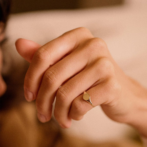 Engravable Pinky Signet Ring 9ct Solid Gold
