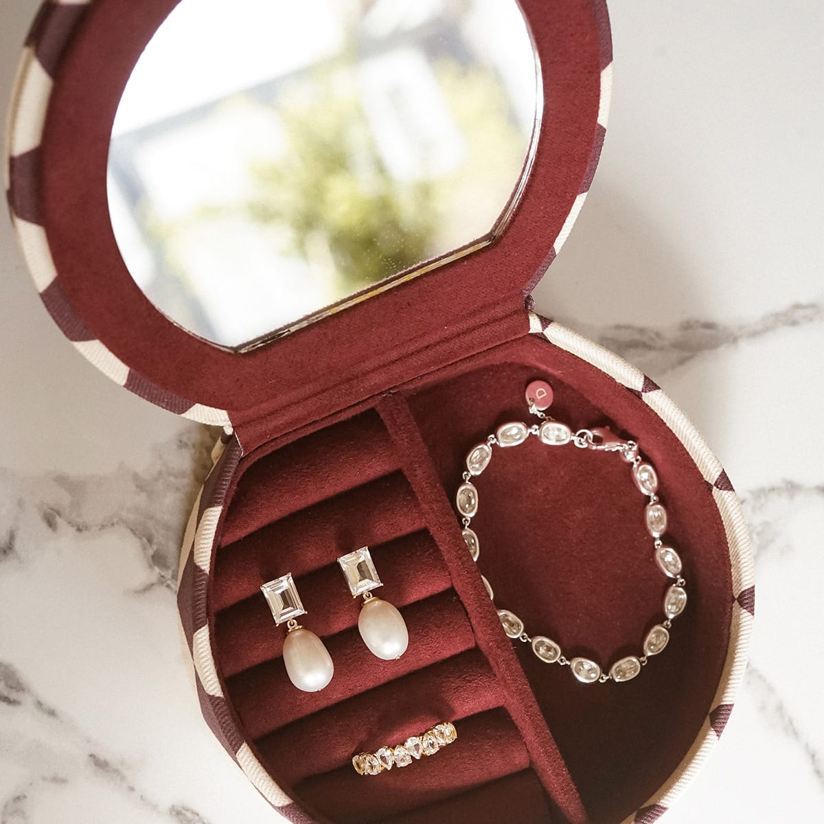 Estée Lalonde Compact Jewellery Case