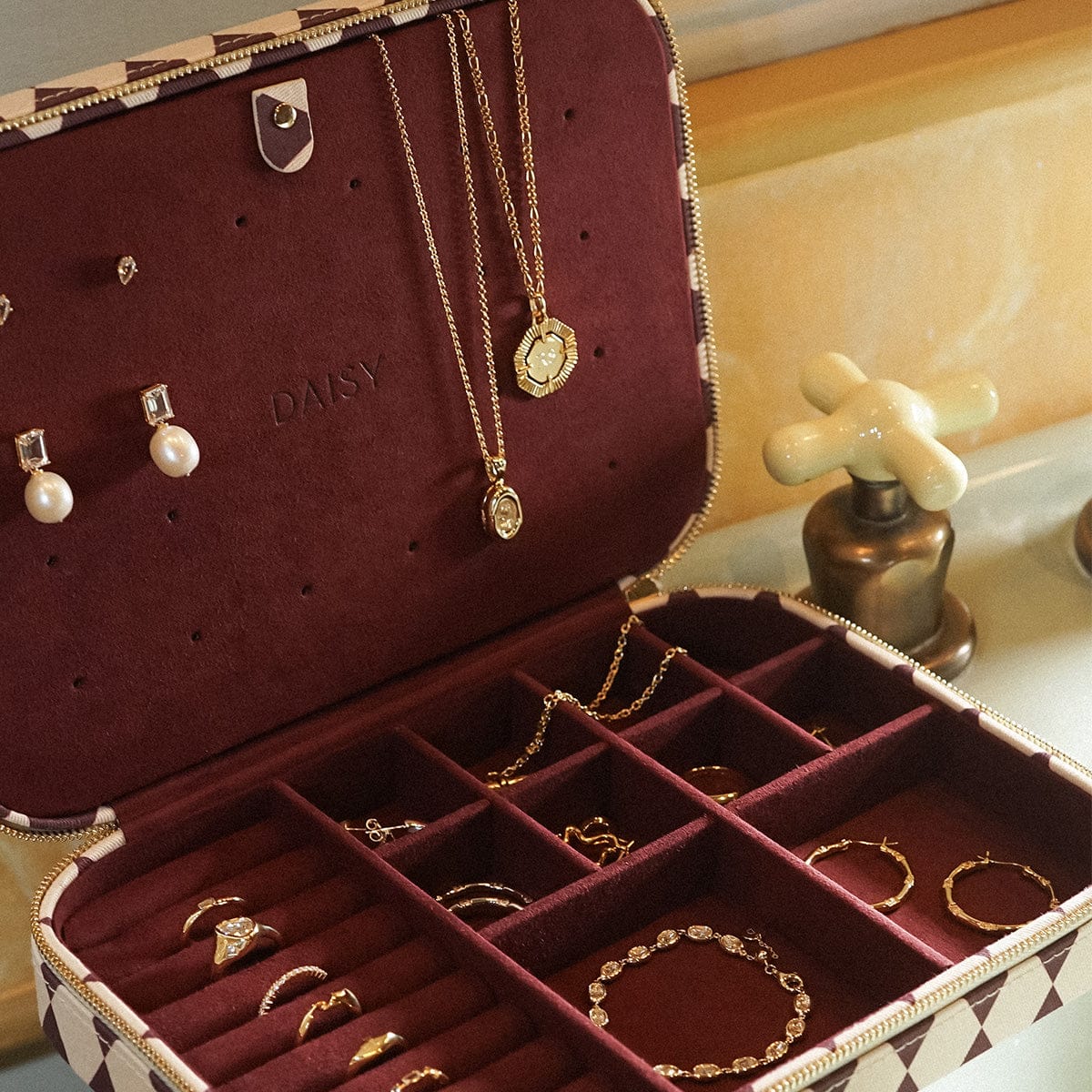 Estée Lalonde Jewellery Case