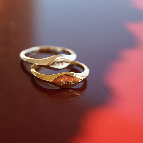 Estée Lalonde Mini Signet Ring 18ct Gold Plate