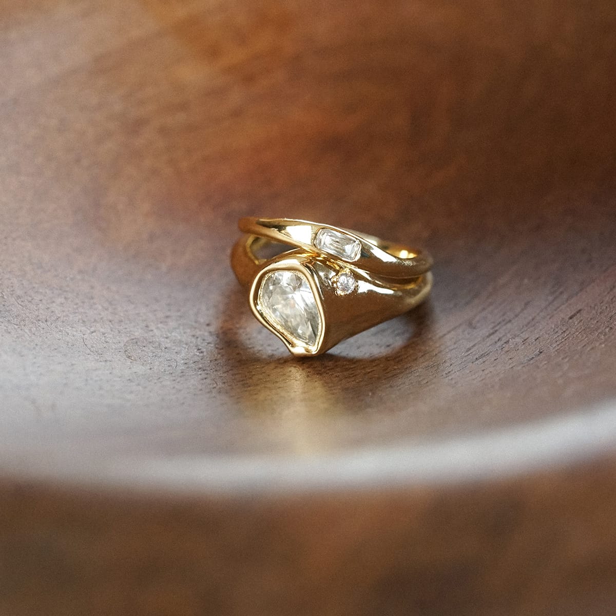Estée Lalonde Organic Sapphire Stacking Ring 18ct Gold Plate