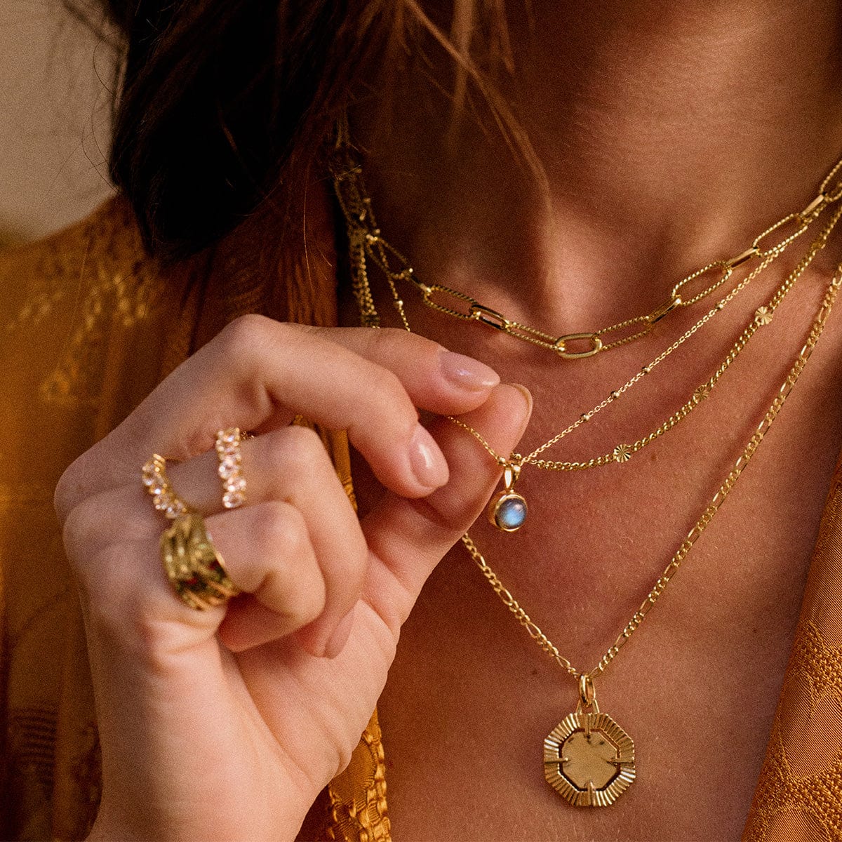 Labradorite Healing Stone Necklace 18ct Gold Plate