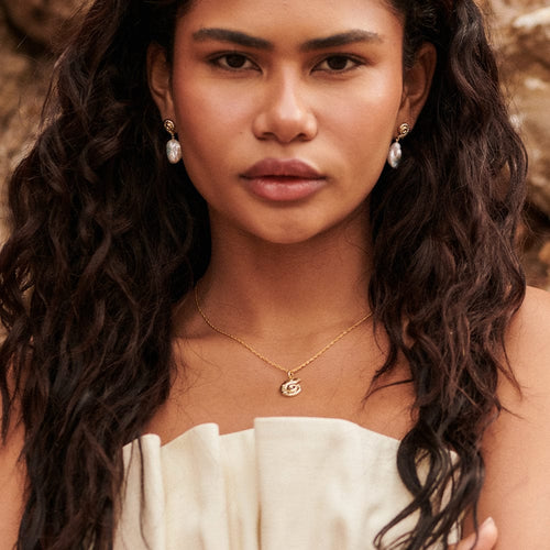 Pearl And Shell Pendant Necklace 18ct Gold Plate