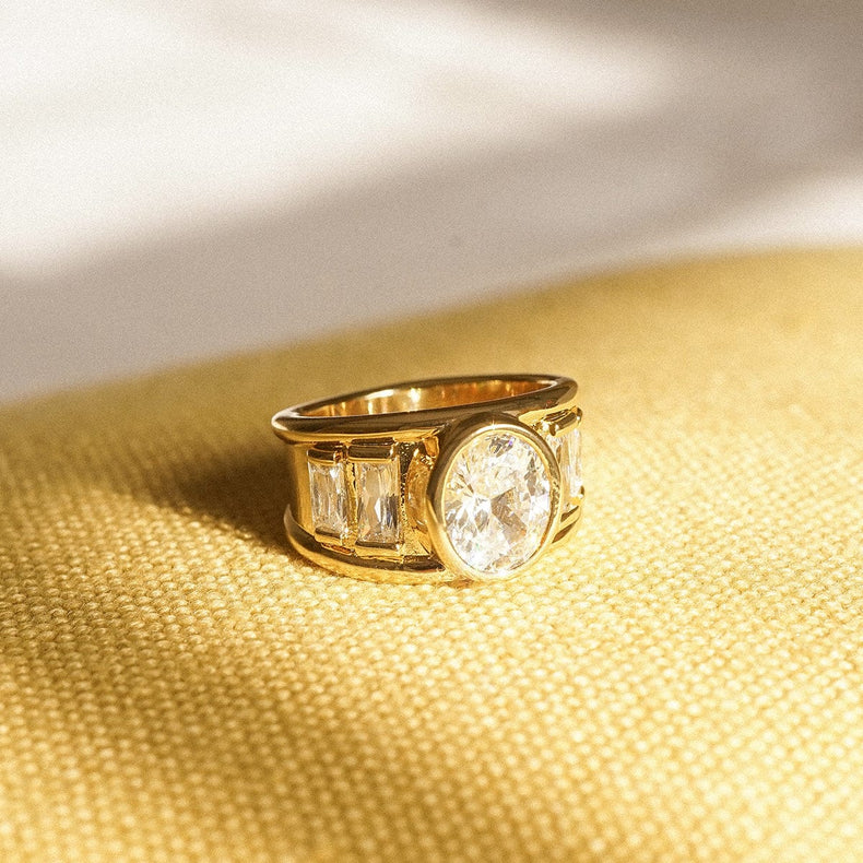 Polly Crystal Chunky Ring 18ct Gold Plate