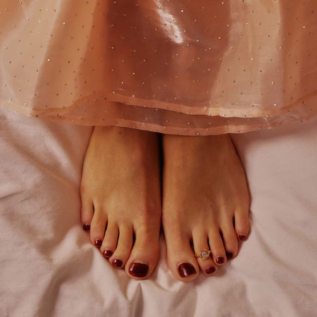 Polly Crystal Knot Toe Ring 18ct Gold Plate recommended