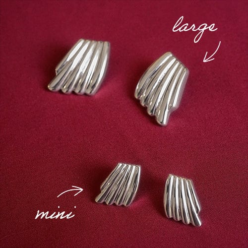 Polly Mini Wave Stud Earrings Silver Plate