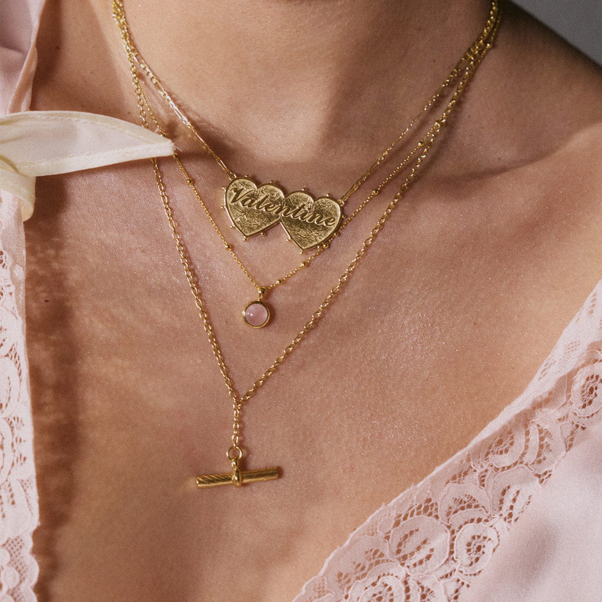 Rose Quartz Healing Stone Necklace 18ct Gold Plate