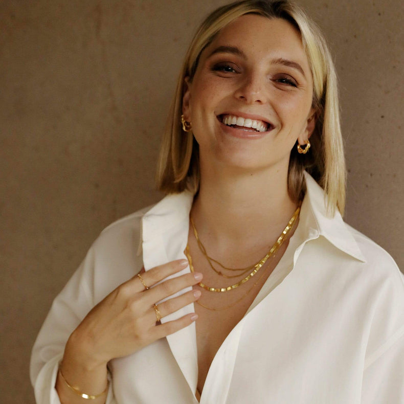 Estée Lalonde Delicate Box Chain Ring 18ct Gold Plate