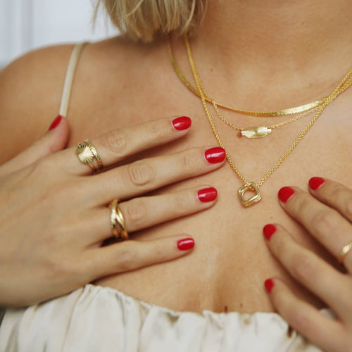 Estée Lalonde Sunburst Shield Ring 18ct Gold Plate