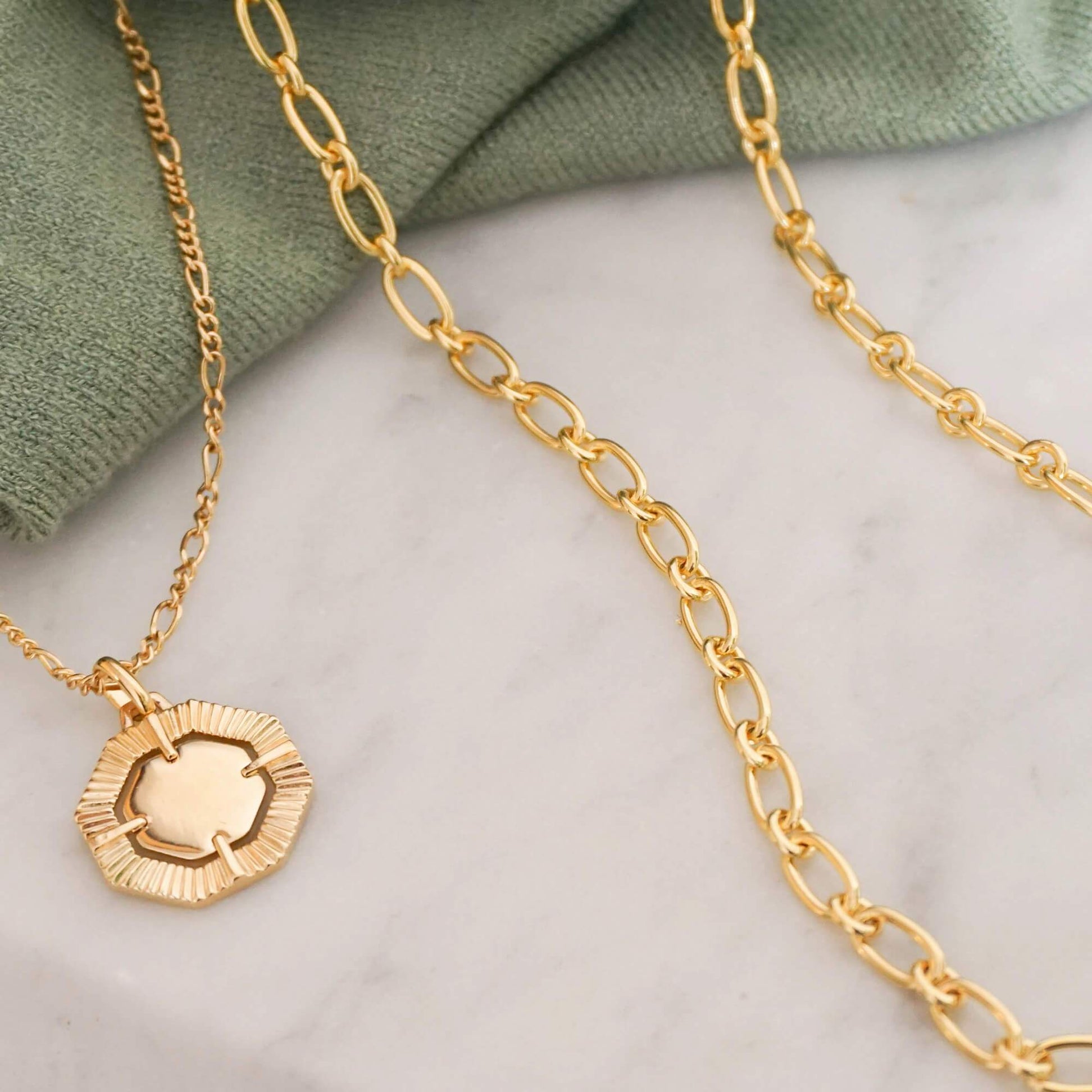 Chunky Brass Necklace, Gold Plated Link Chain Minimalist Chunky Brass Necklace, Gold Plated Link Chain Minimalist