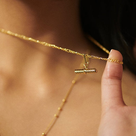 LUXE T-Bar Drop Necklace - Gold